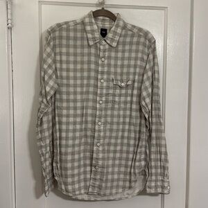 Gap medium button down shirt Size